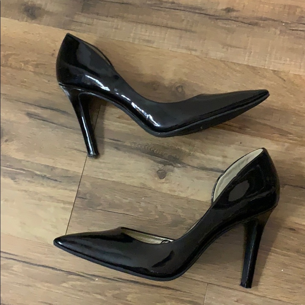 Heels - Picture 2 of 4